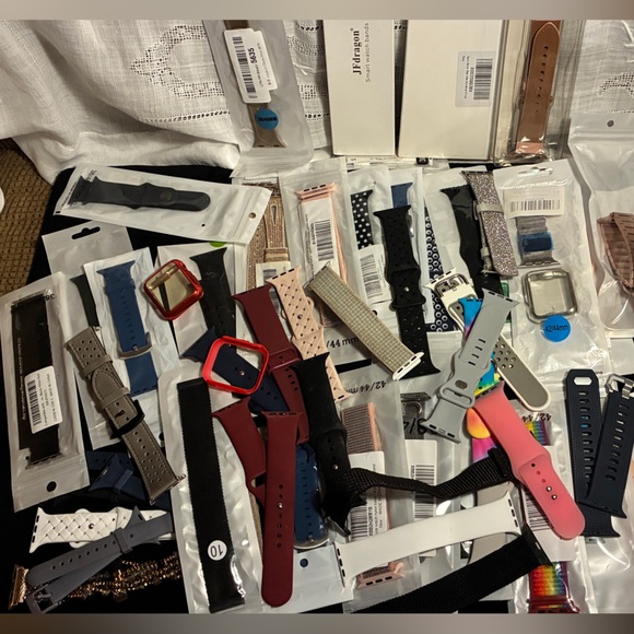 Assorted Smartwatch Bands Collection - Picture 2 of 7